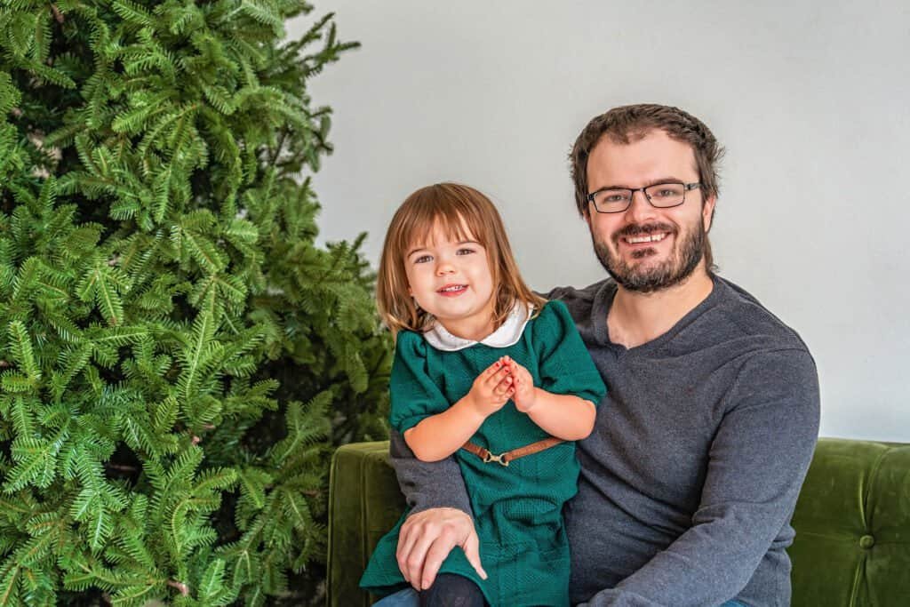 Dad and daughter Christmas photos at The Lumen Room Austin studio